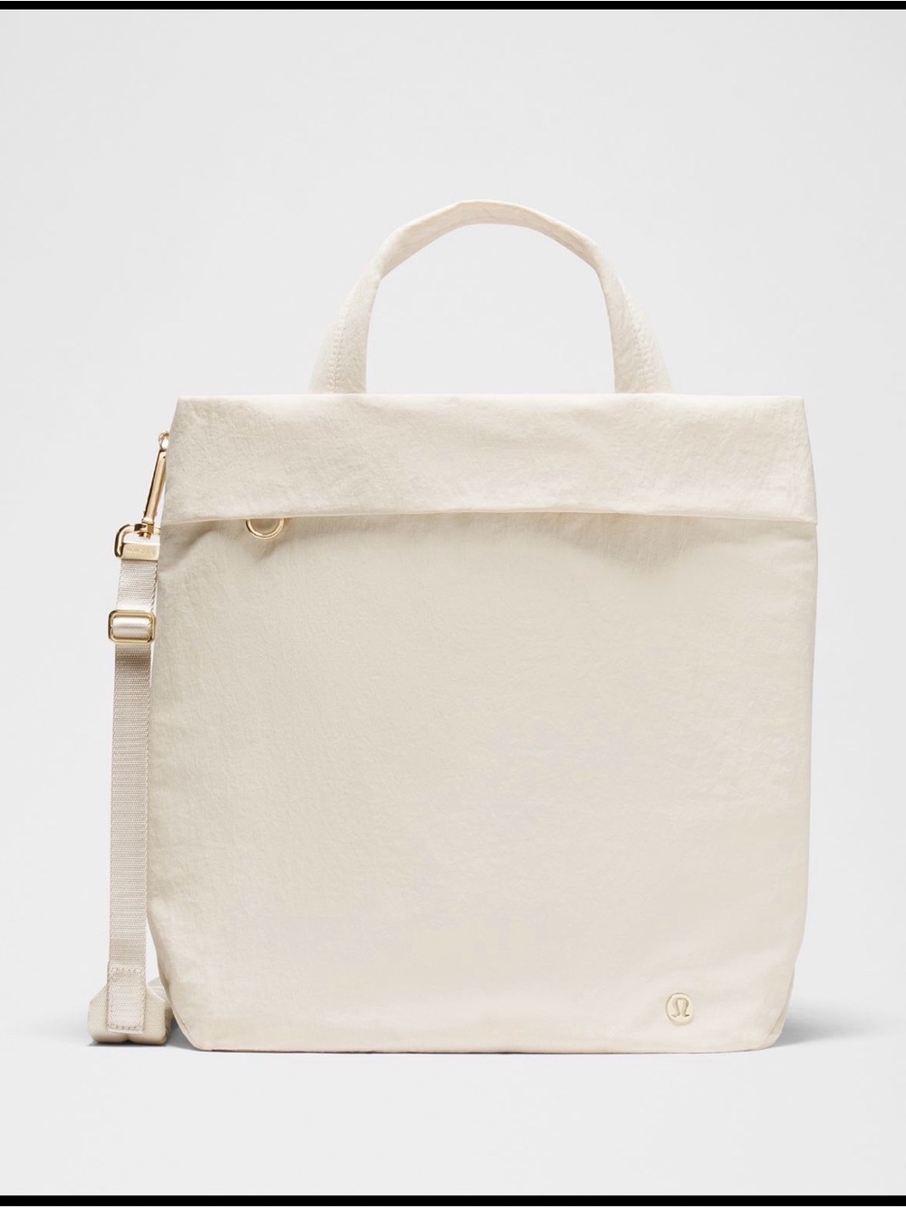 Lululemon On My Level Tote 20L in Light Ivory/Gold